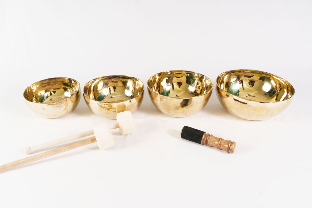 4 Chakra Tibetan Singing Bowls Set with Mallets – Brass Meditation Sound Healing Bowls Aligned for Chakra Balancing